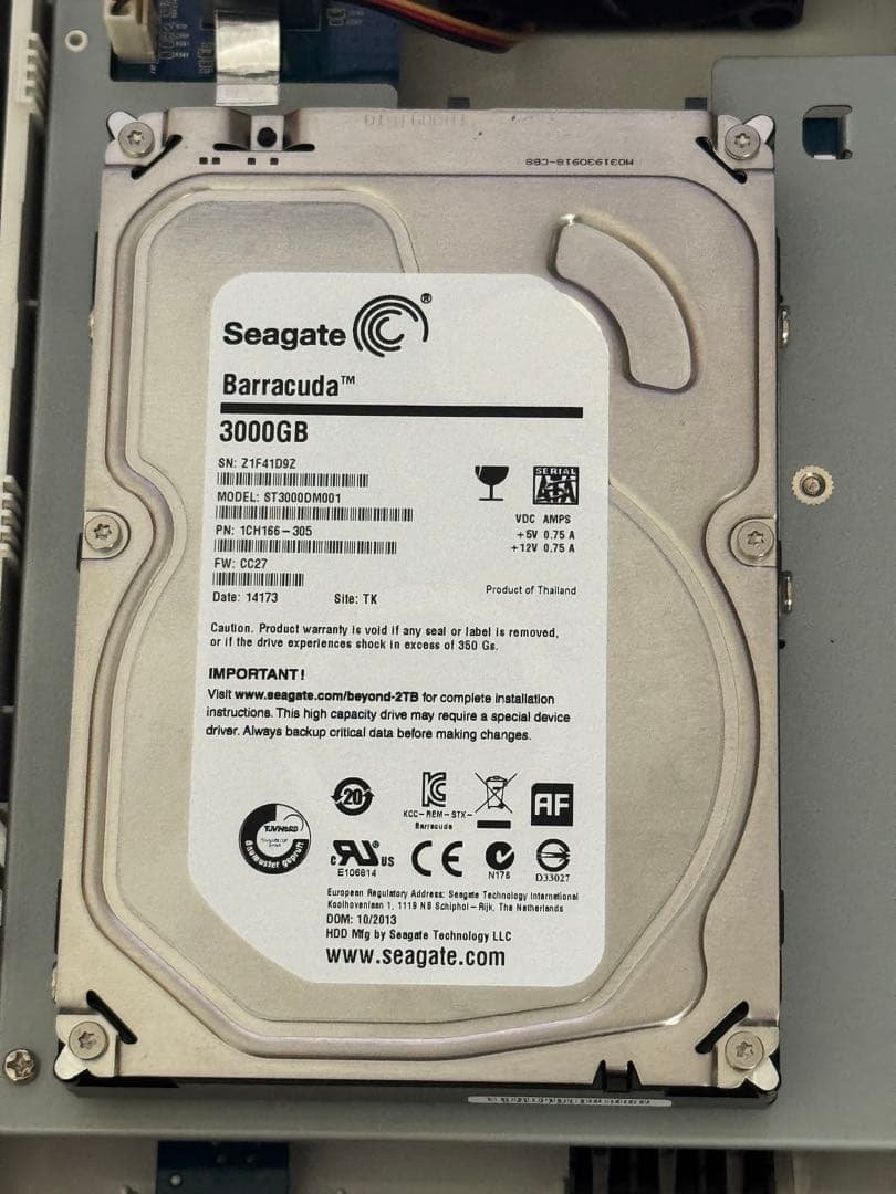 外付けハードディスク・ドライブ Synology DS119j/JP NAS + SEAGATE 3TB HDD