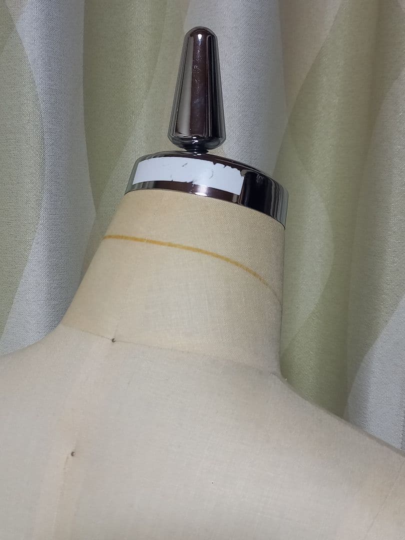 【美品】洋裁用マネキン　大洋工芸アミコ　TallMiss8号ボディ