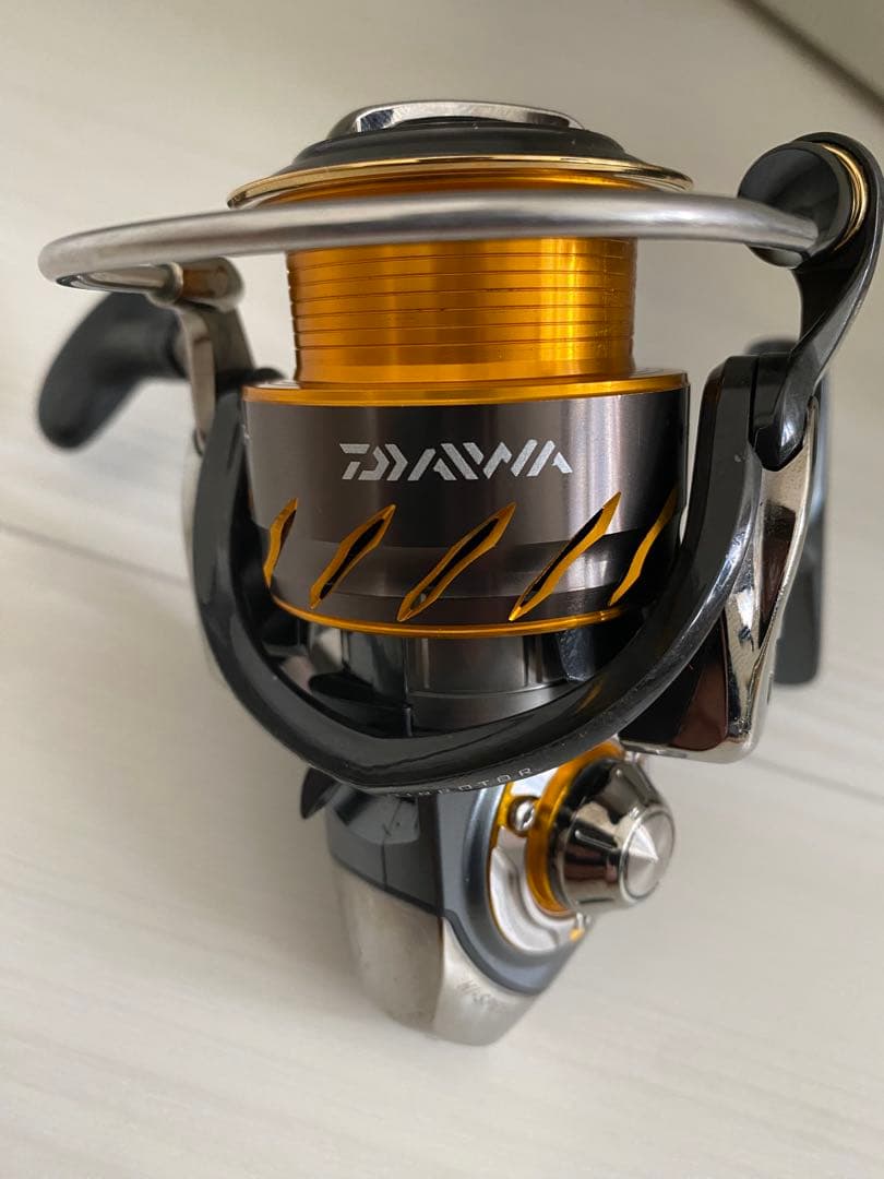 13セルテート　2510PE-H　ダイワ スピニングリール