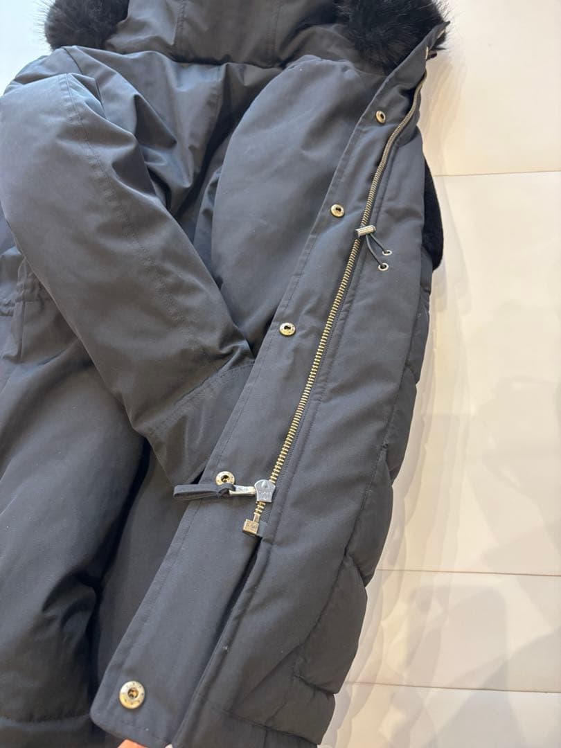 MICHAEL KORS ブラックダウンジャケット