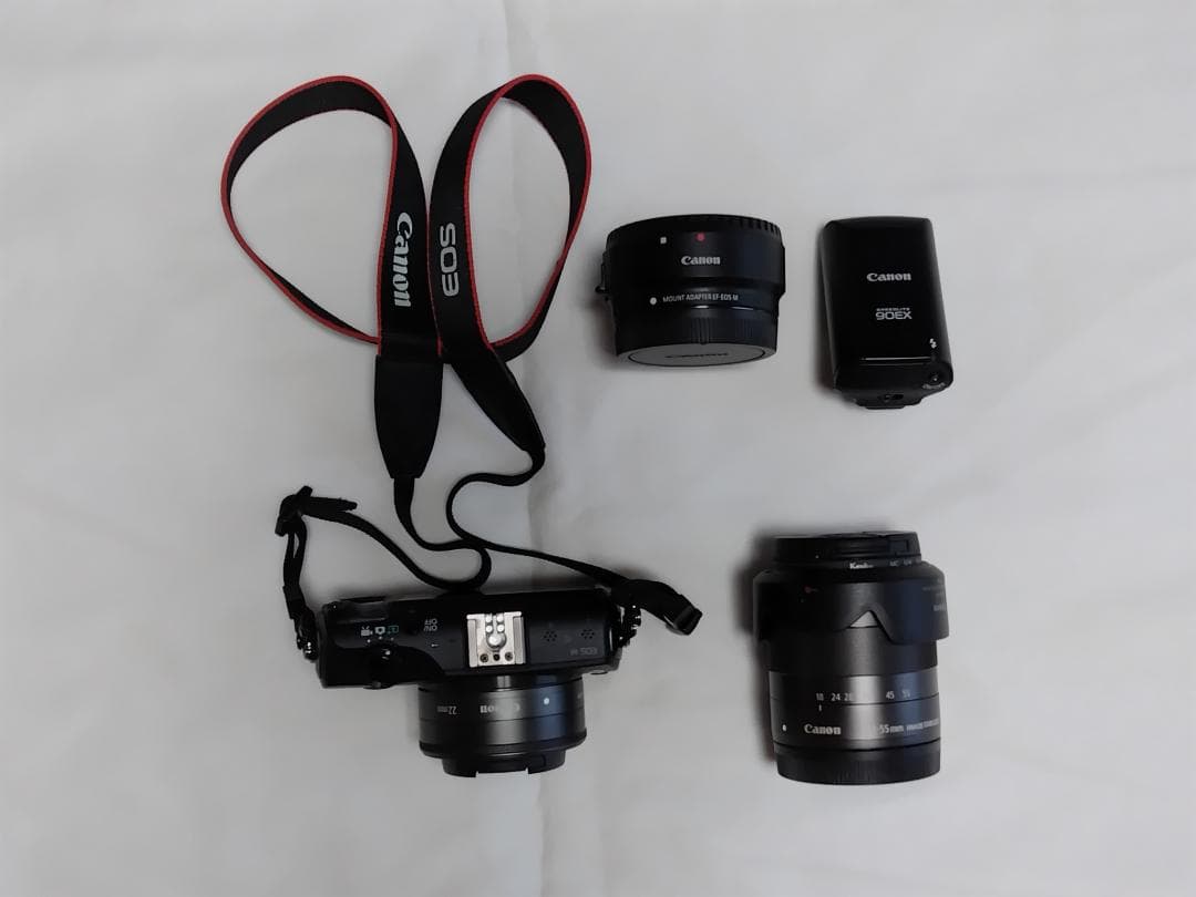 Canon EOS M ミラーレスカメラ フルセット