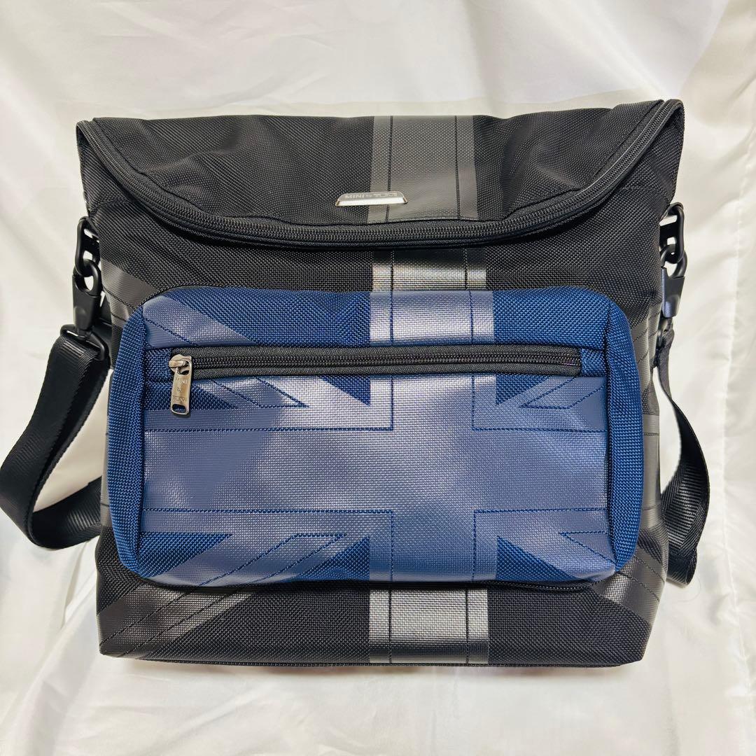 TUMI 68803 DPB『MINI by Tumi』メッセンジャーバッグ