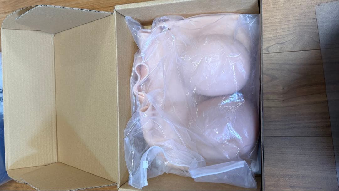 クラッセ　シリコンバスト　E-Fカップ