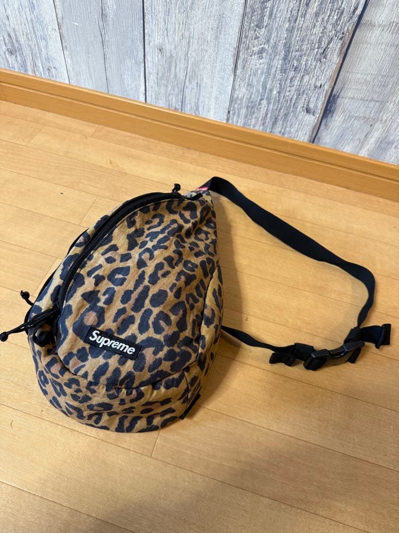 Supreme ショルダーバッグ ヒョウ柄