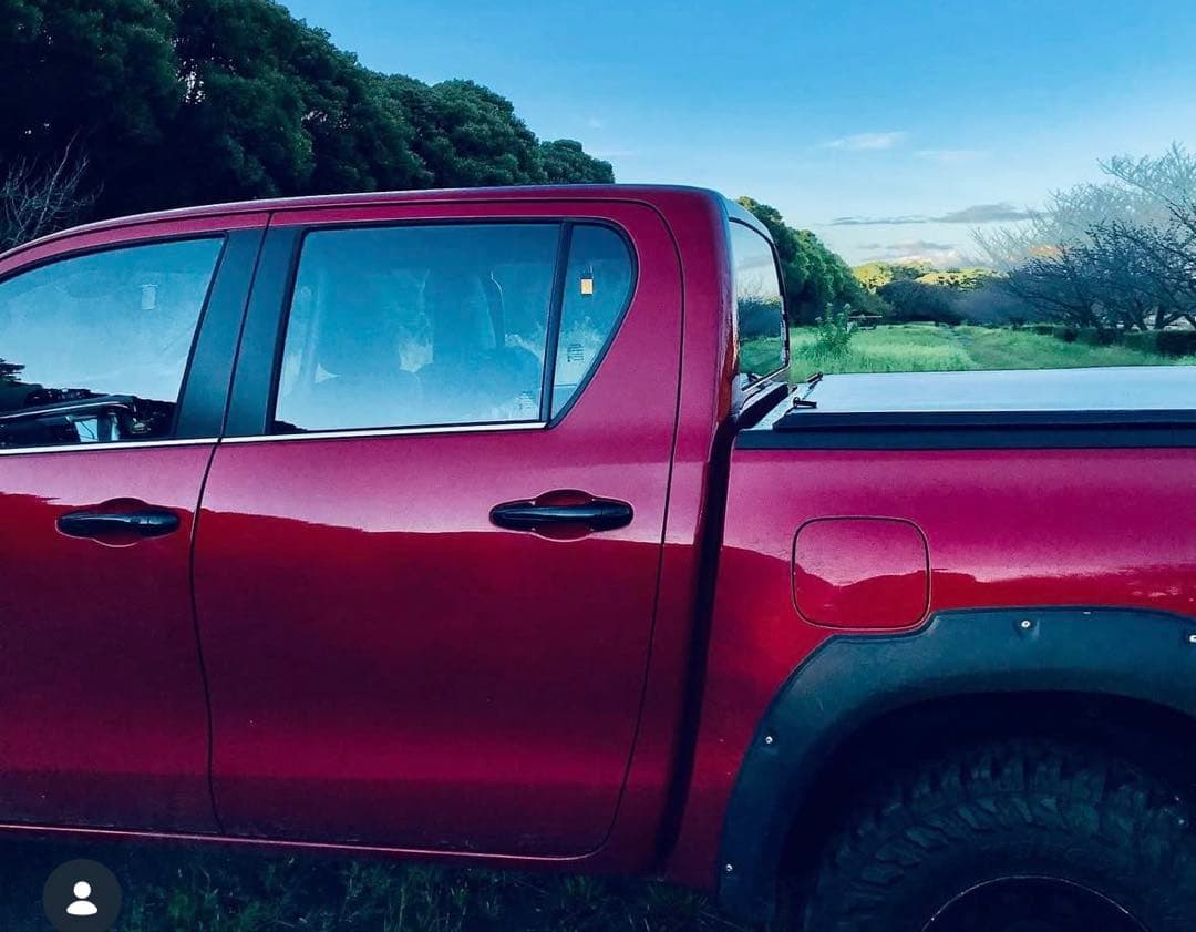 RUGGED COVER ハイラックス トノカバー