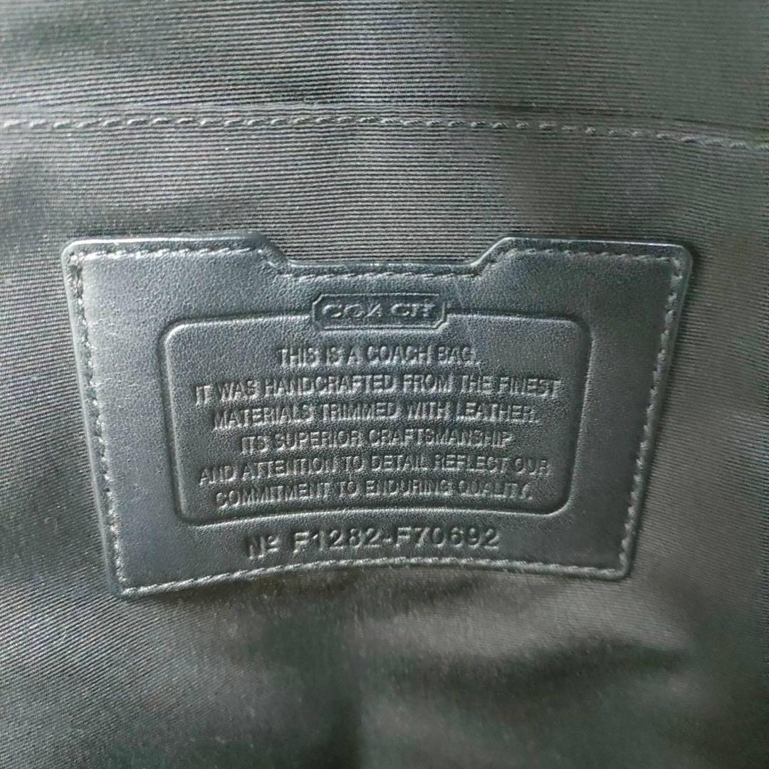 50 COACH コーチ　ボディーバッグ