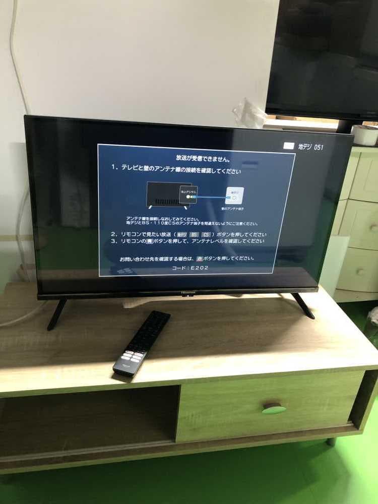 【中古】ハイセンス32インチテレビ 2023年式2505251627