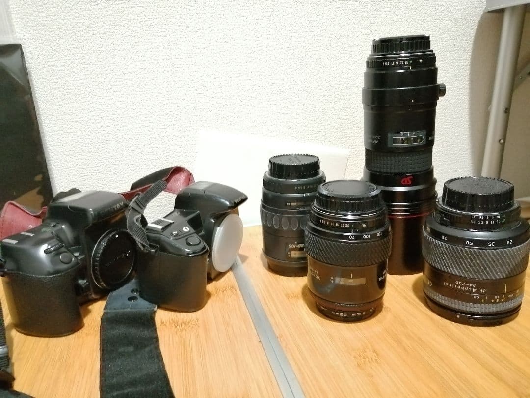 PENTAX Z-10、z-1のフィルムカメラとレンズ4本