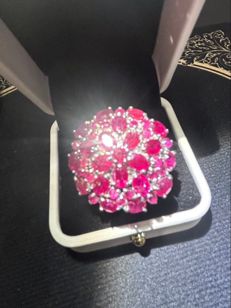 t*a様 天然ルビーデザインリング18号サイズ限定訳あり