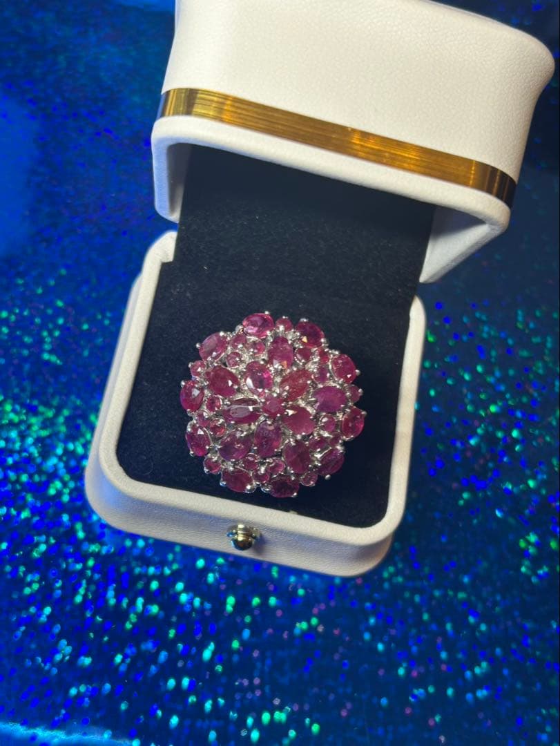 t*a様 天然ルビーデザインリング18号サイズ限定訳あり