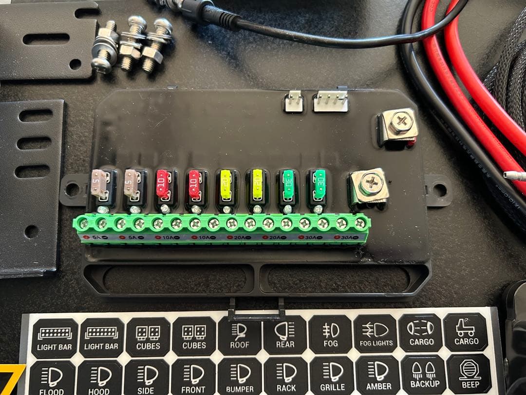 AUXBEAM オークスビーム