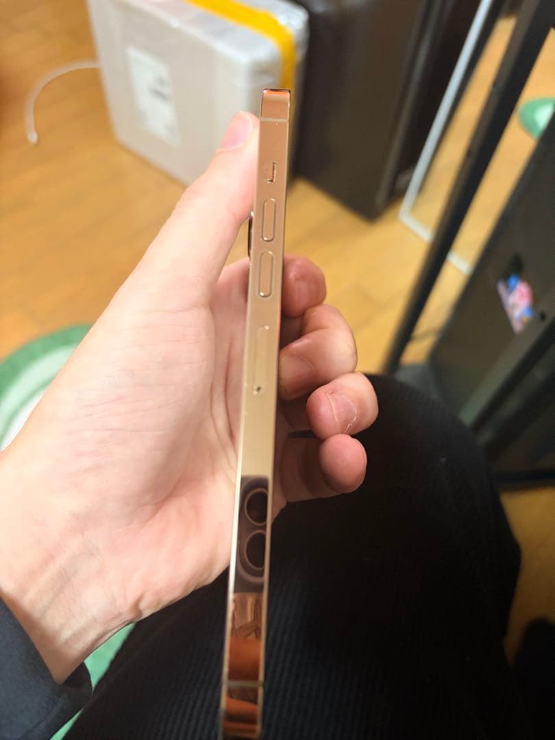 Apple iPhone 13 Pro ゴールド