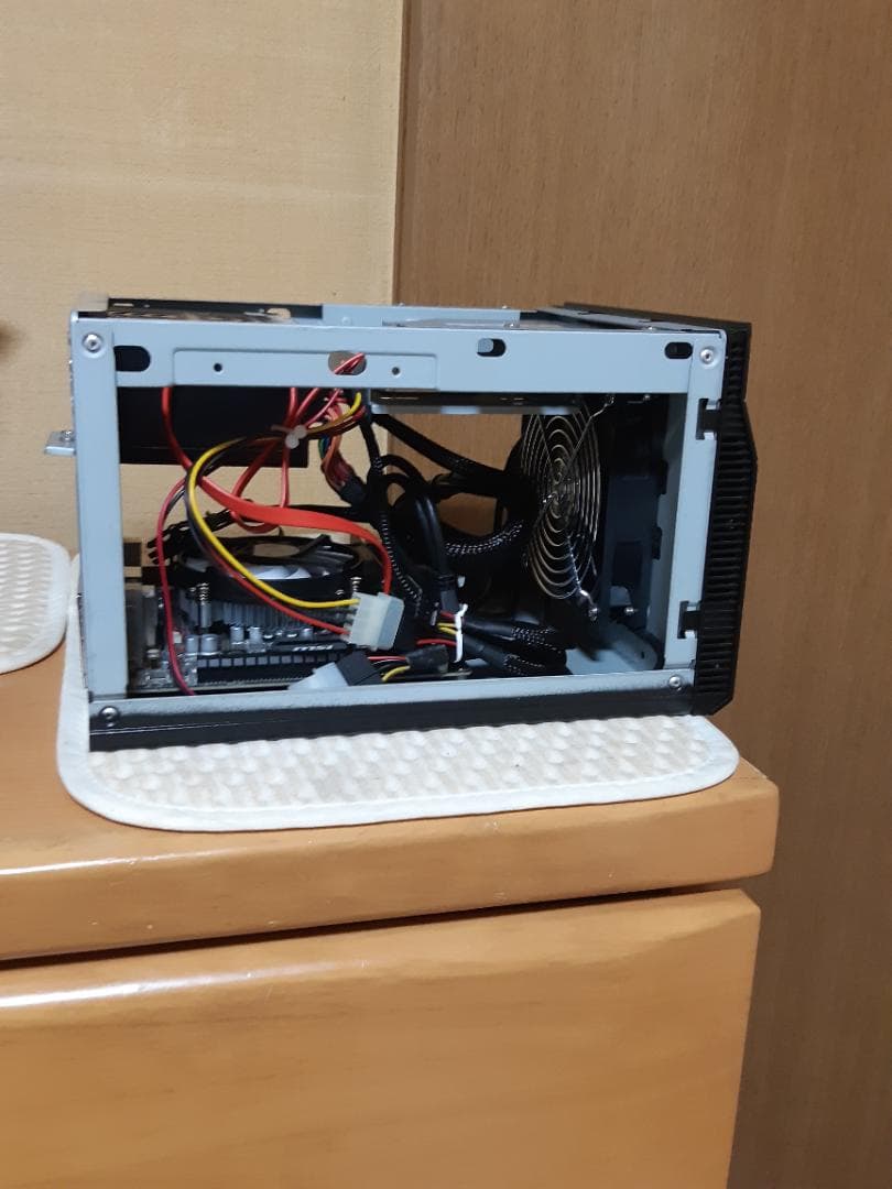 自作PC　i3 7100・8GB・SSD128GB・Win10