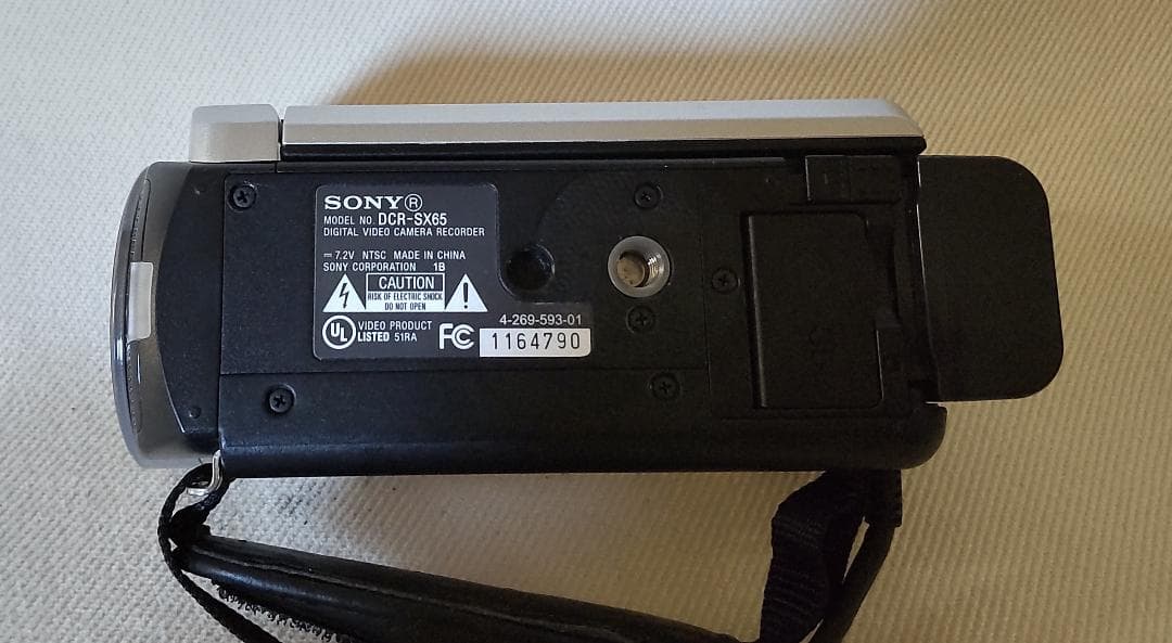 SONY ハンディカム　DCR-SX65