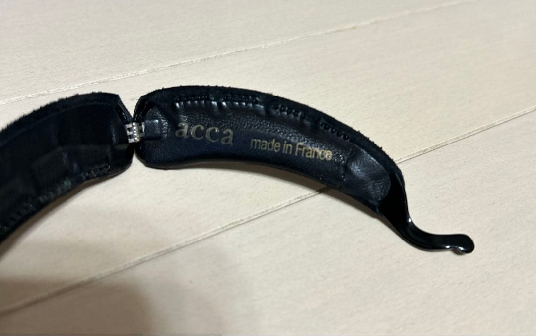 希少　acca アッカ　バナナ　クリップ　ブラック　ノワール　ラメ