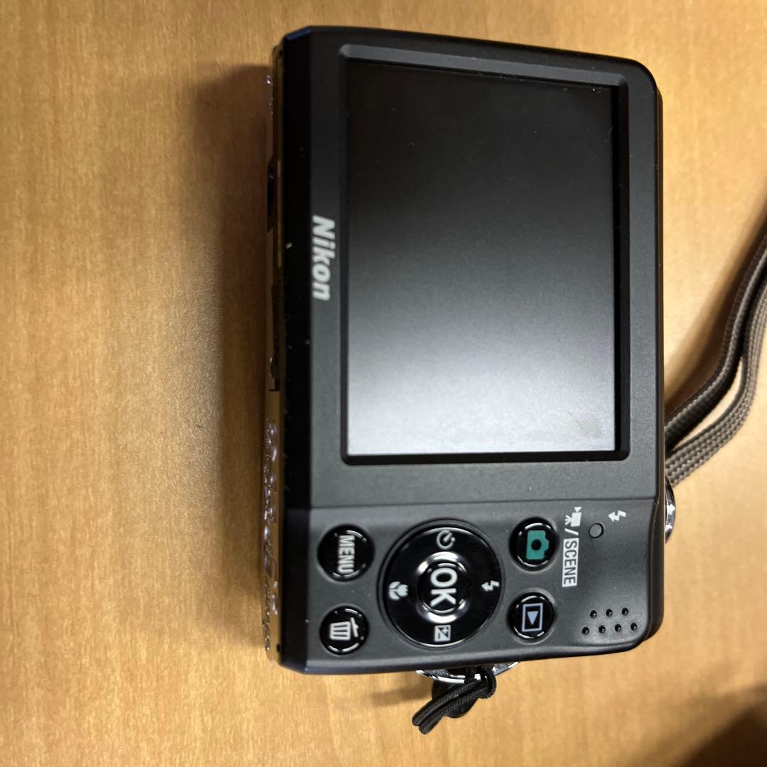 Nikon COOLPIX L21 ニコン　ケース、sdカード付き