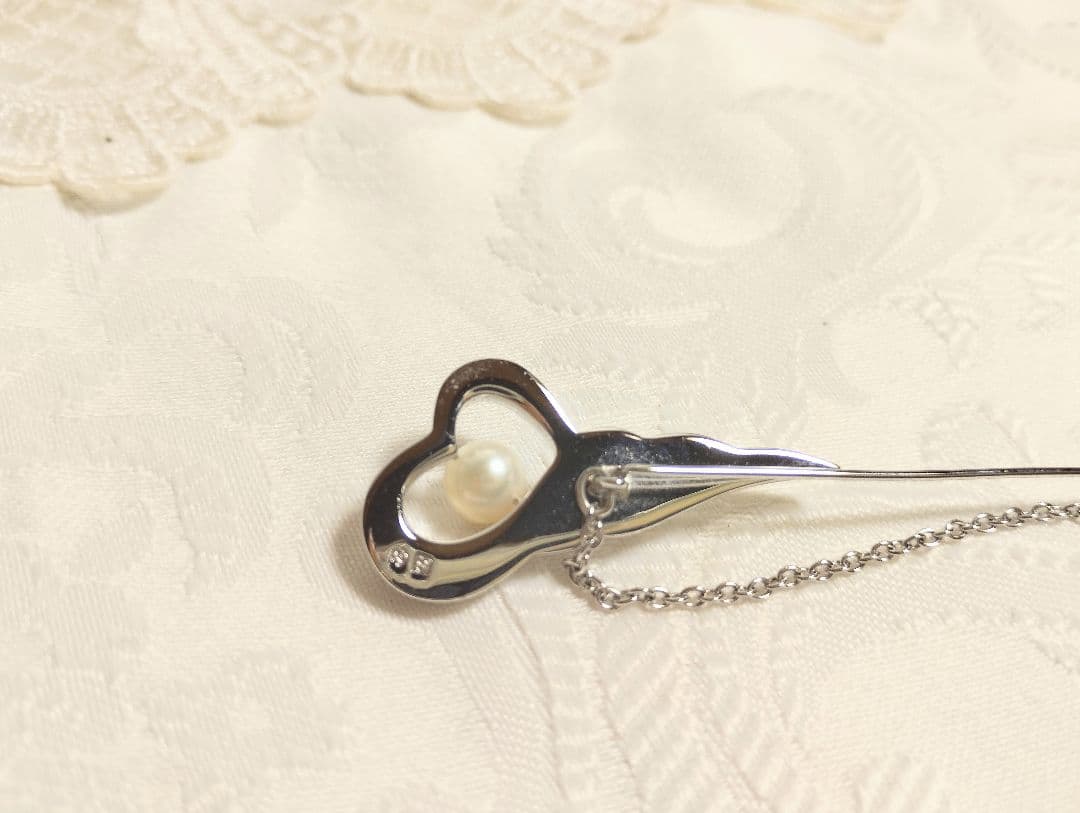 TASAKI 田崎真珠 タサキ シルバー ブローチ ローラアシュレイ　ハンカチ