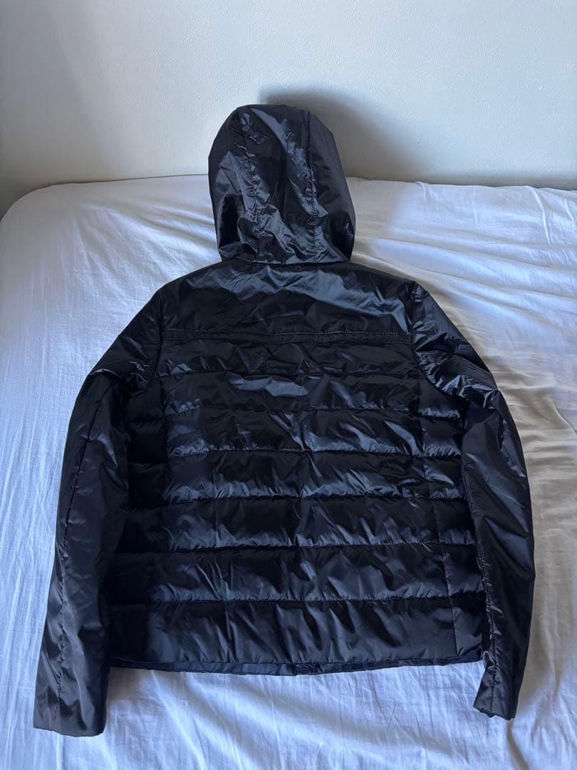 XL プラダ　PRADA ライト ダウン ジャケット ブラックフード付