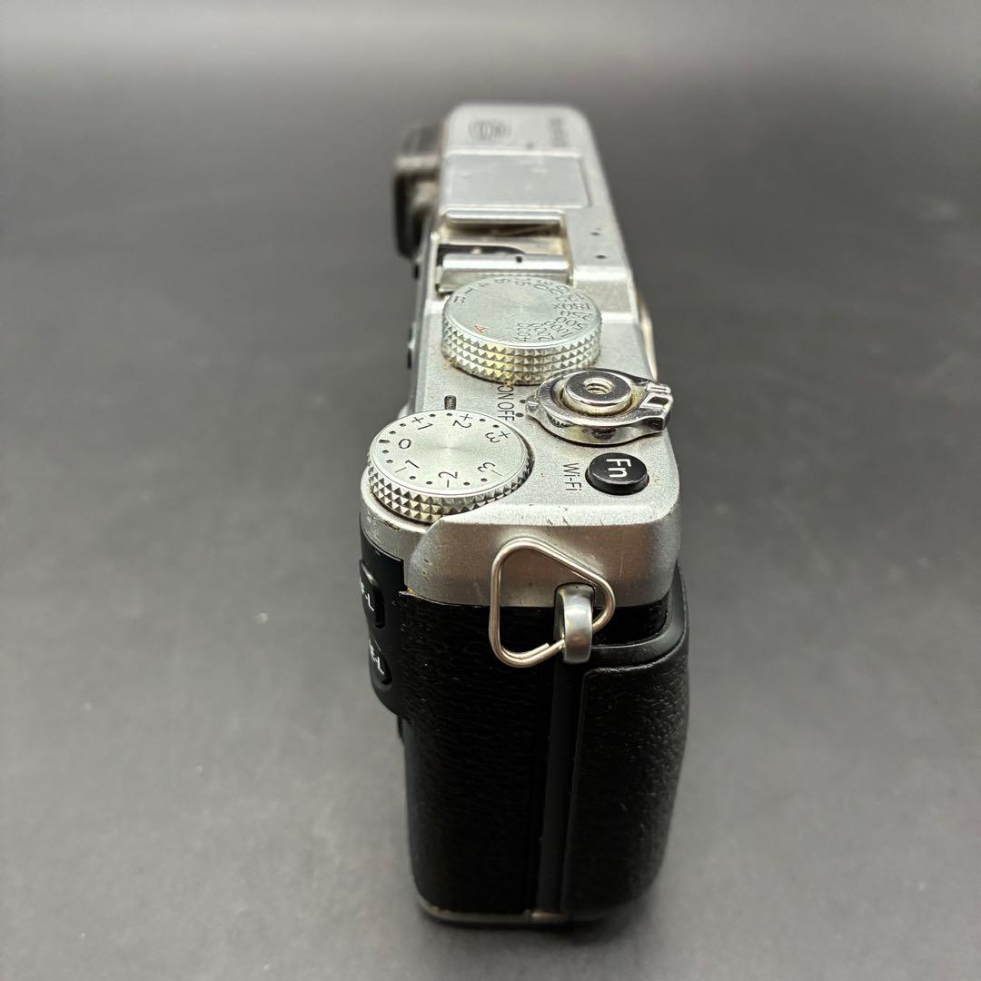 【動作OK】Fujifilm X-E2 ボディミラーレス一眼カメラ　富士フィルム