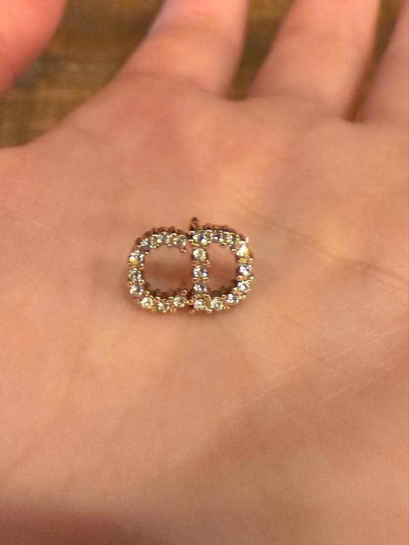 Dior Petit CD ミニスタッドピアス　ゴールド 片耳