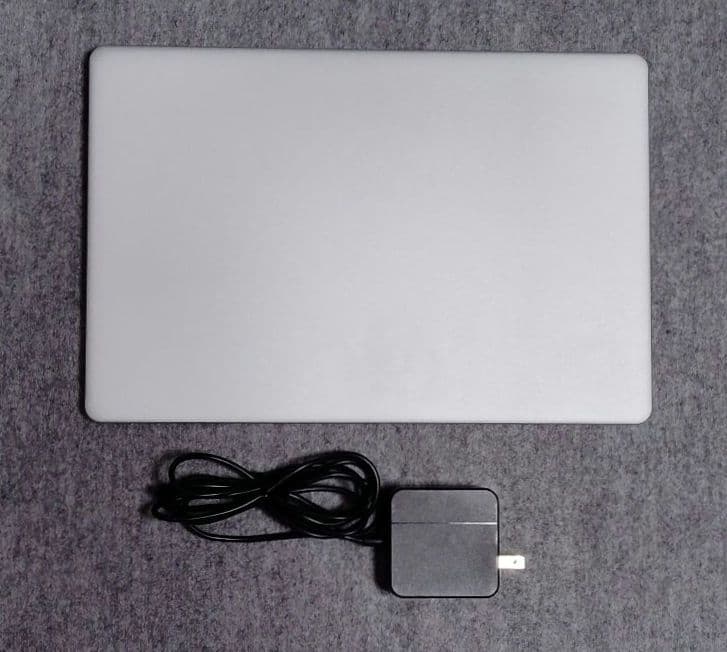 GLM GM-JAPAN製ノートパソコン バッテリ難あり