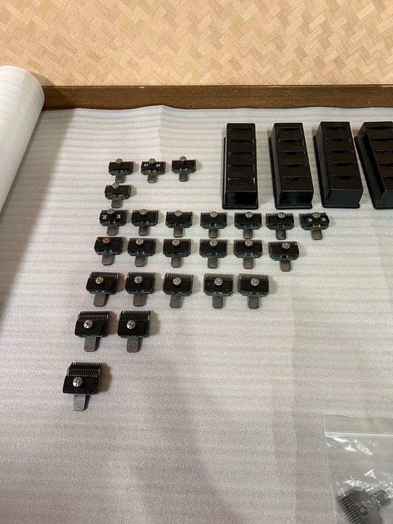 【本体新品&中古&バリカン25個】スピーディク POPS SP-5 バリカンセッ