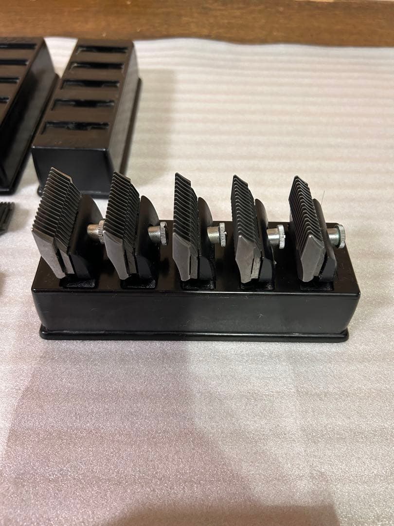 【本体新品&中古&バリカン25個】スピーディク POPS SP-5 バリカンセッ