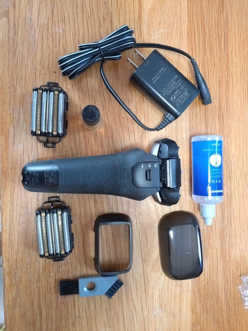 Panasonic ラムダッシュ　6枚歯　ES-LS5P 中古品