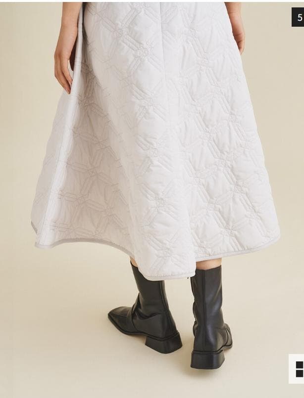 グレースクラス グレースコンチネンタル　キルティング　ロングスカート 38 白