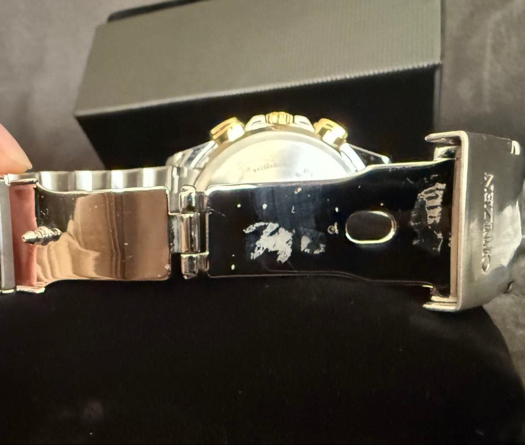 ひ*う様 シチズン 電波腕時計 エコドライブ クロノグラフ CB5875-97E