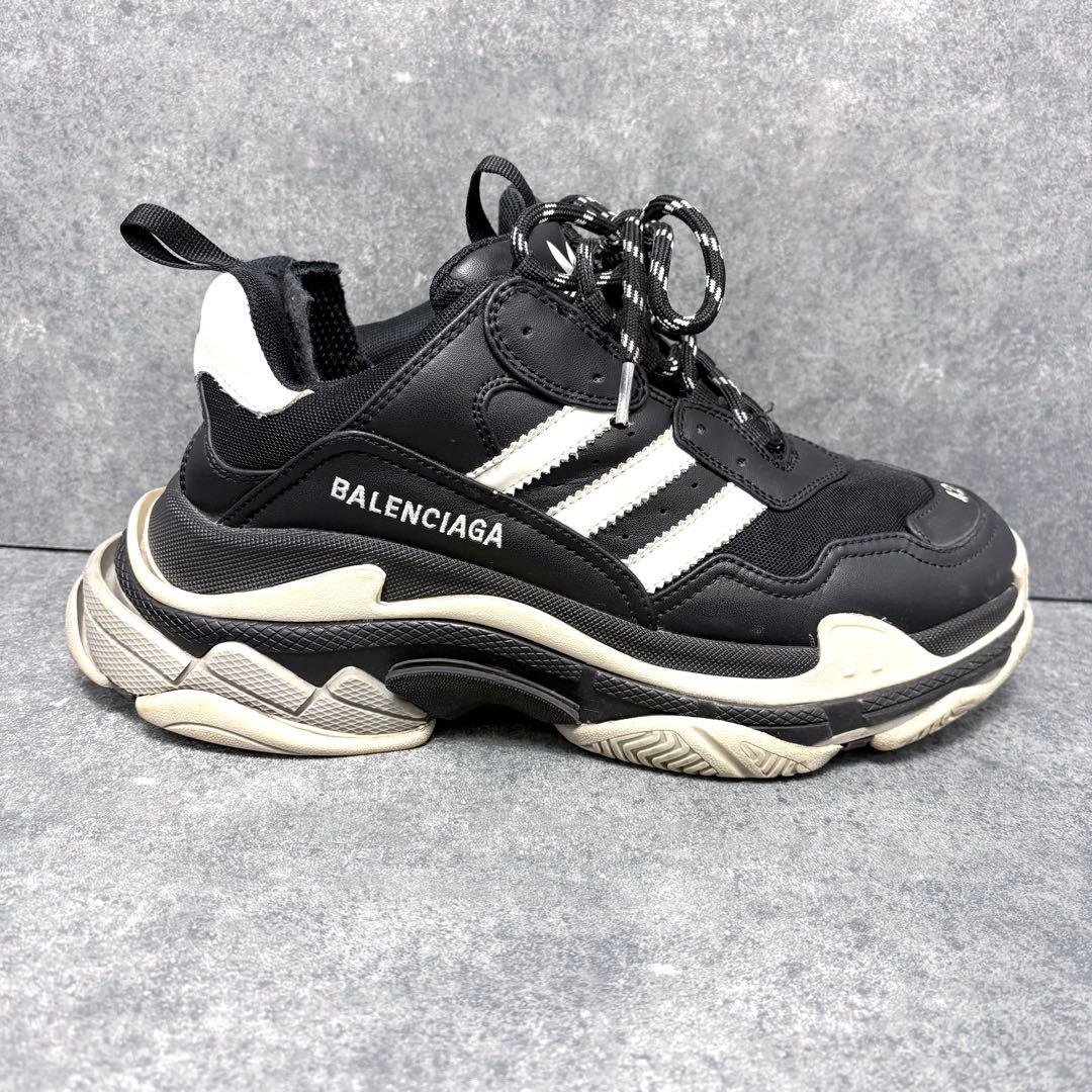 おかき バレンシアガ　アディダス　Balenciaga トリプルS