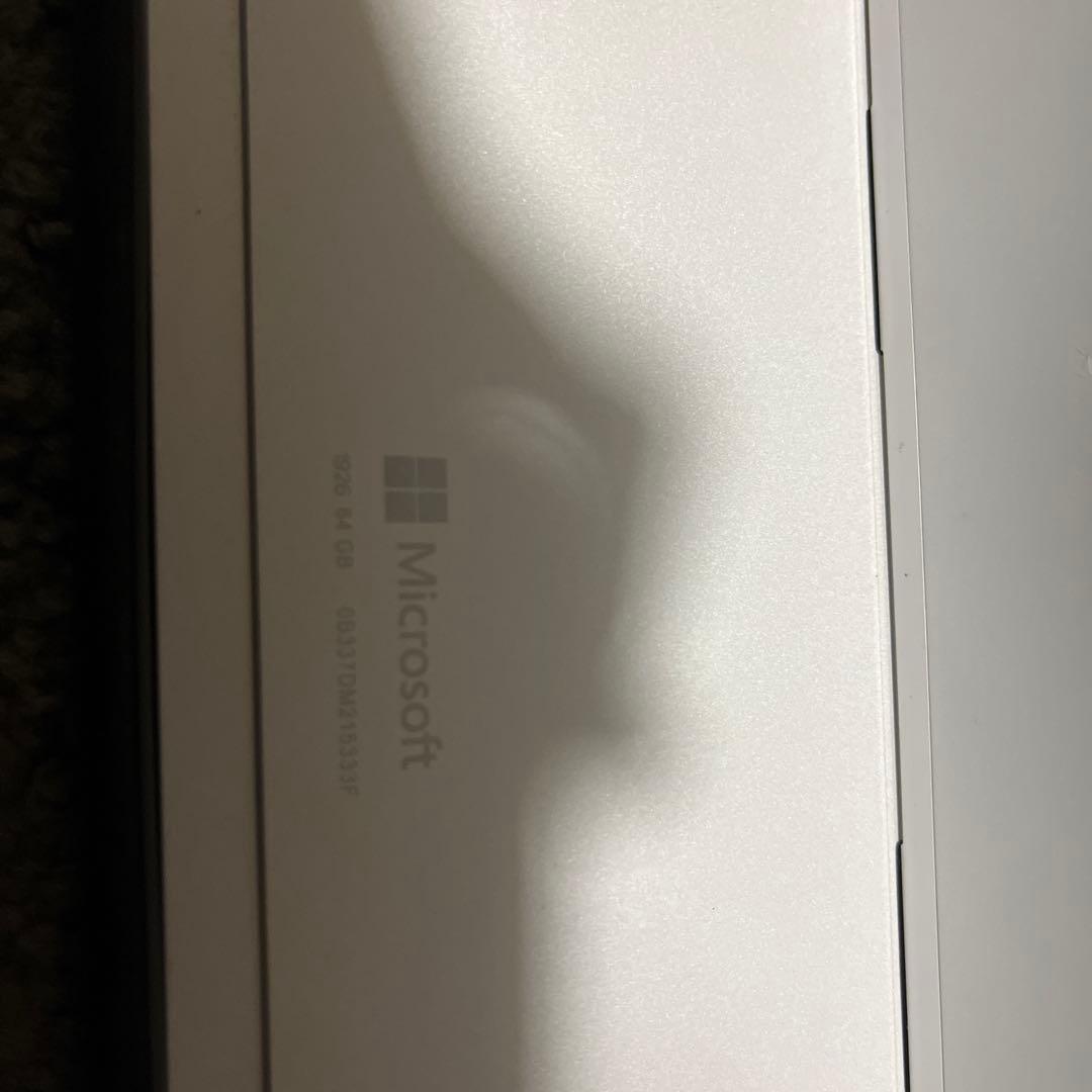 Microsoft Surface GO3 本体、充電器、タッチペン