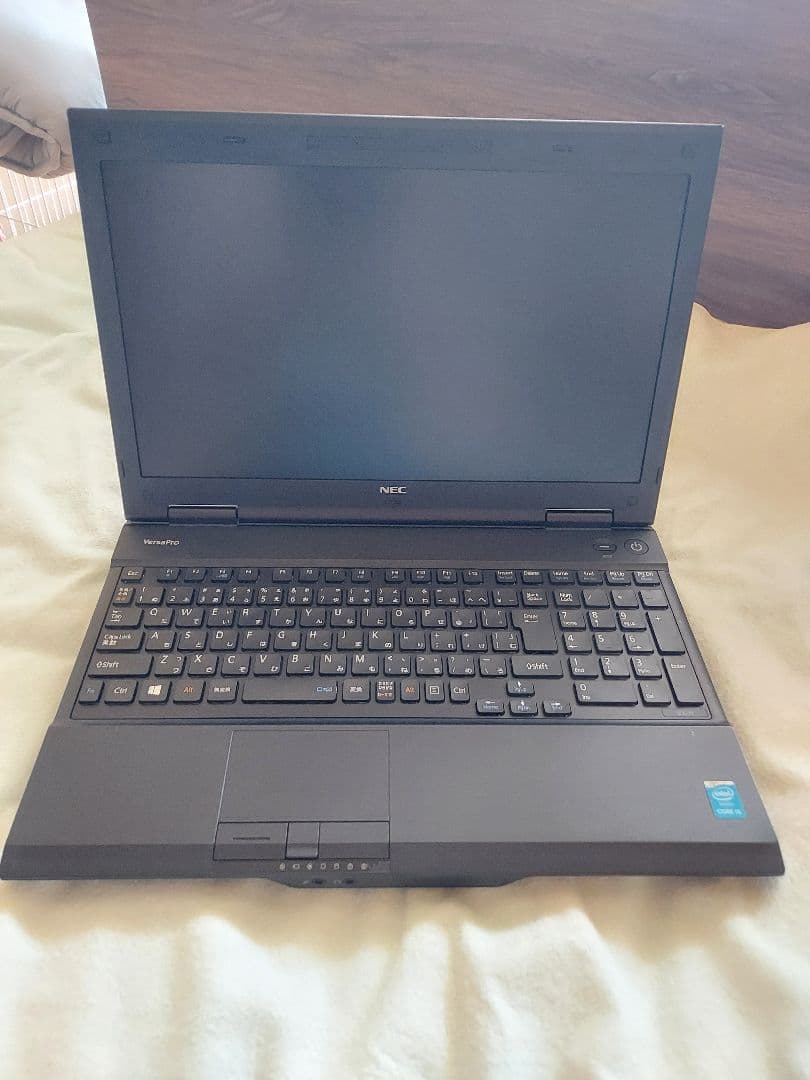 NEC　ノートパソコン　Ｃorei５　中古