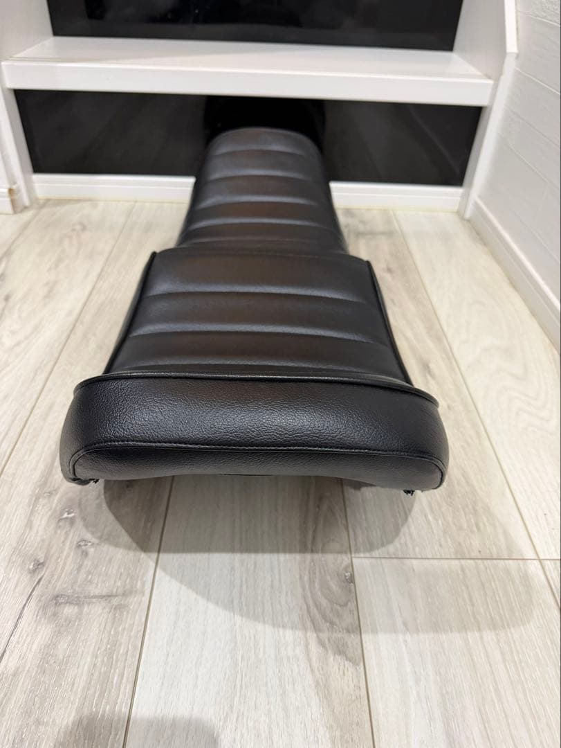 gsx400e gsx250eザリシート　タックロール