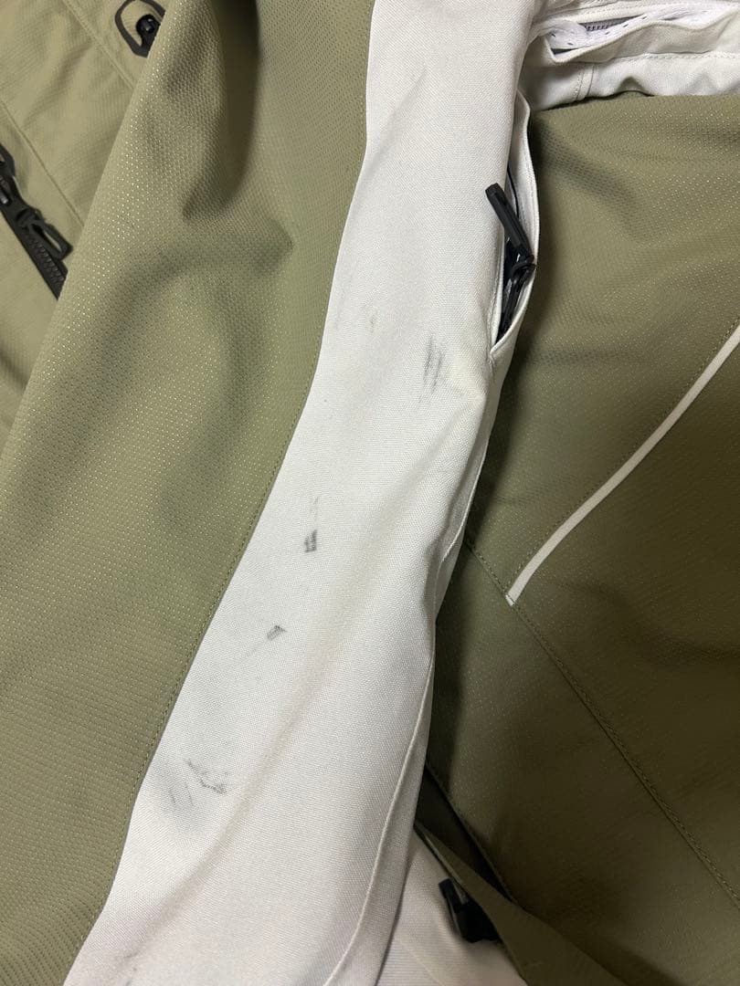 VOLCOM スノーボードウェア Lサイズ オリーブグリーン