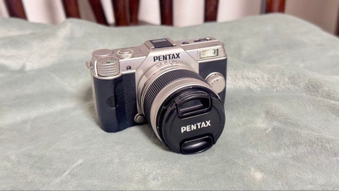 pentax q10 スタンダードズームレンズ バッテリー3個セット おまけ付き
