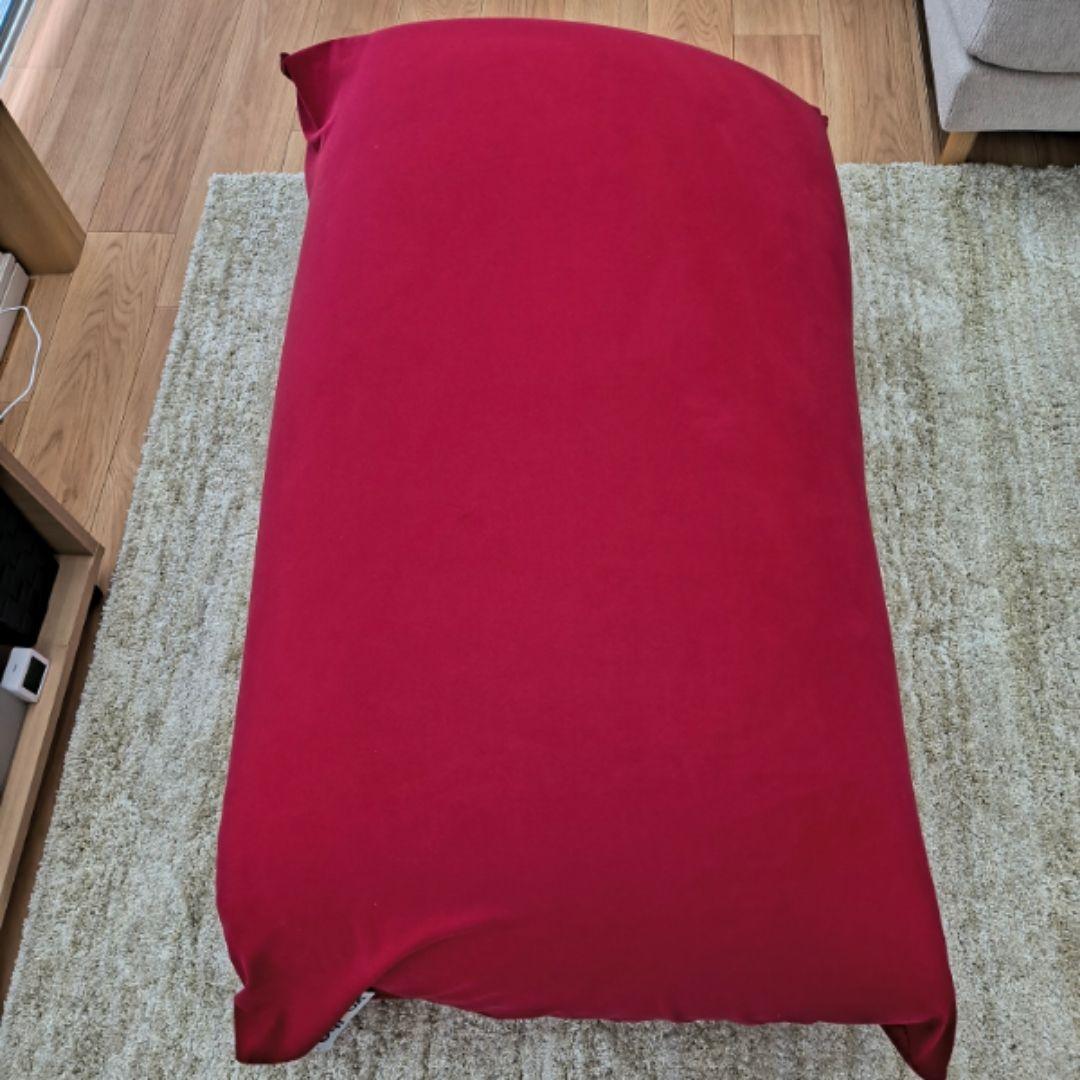 ヨギボーミディ赤とサポート紫