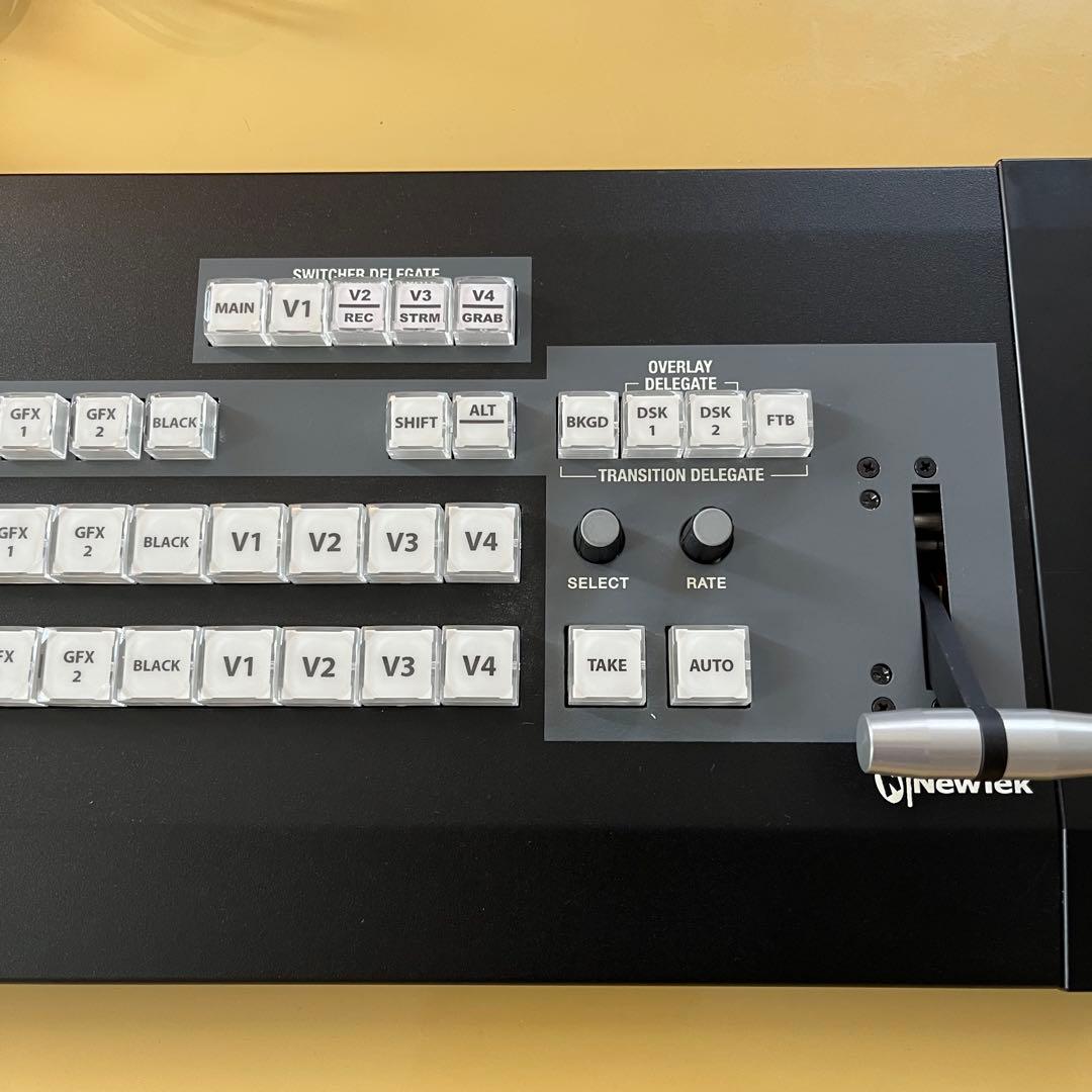 NewTek TriCaster TC40 コントロールサーフェイス