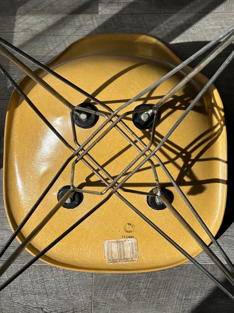 ヴィンテージ ハーマンミラー イームズ サイドシェルチェア マスタード