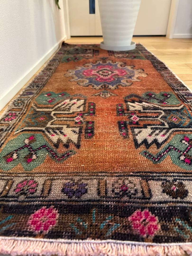 トライバルラグ・トルコヴィンテージラグ・ウール約52×124cm