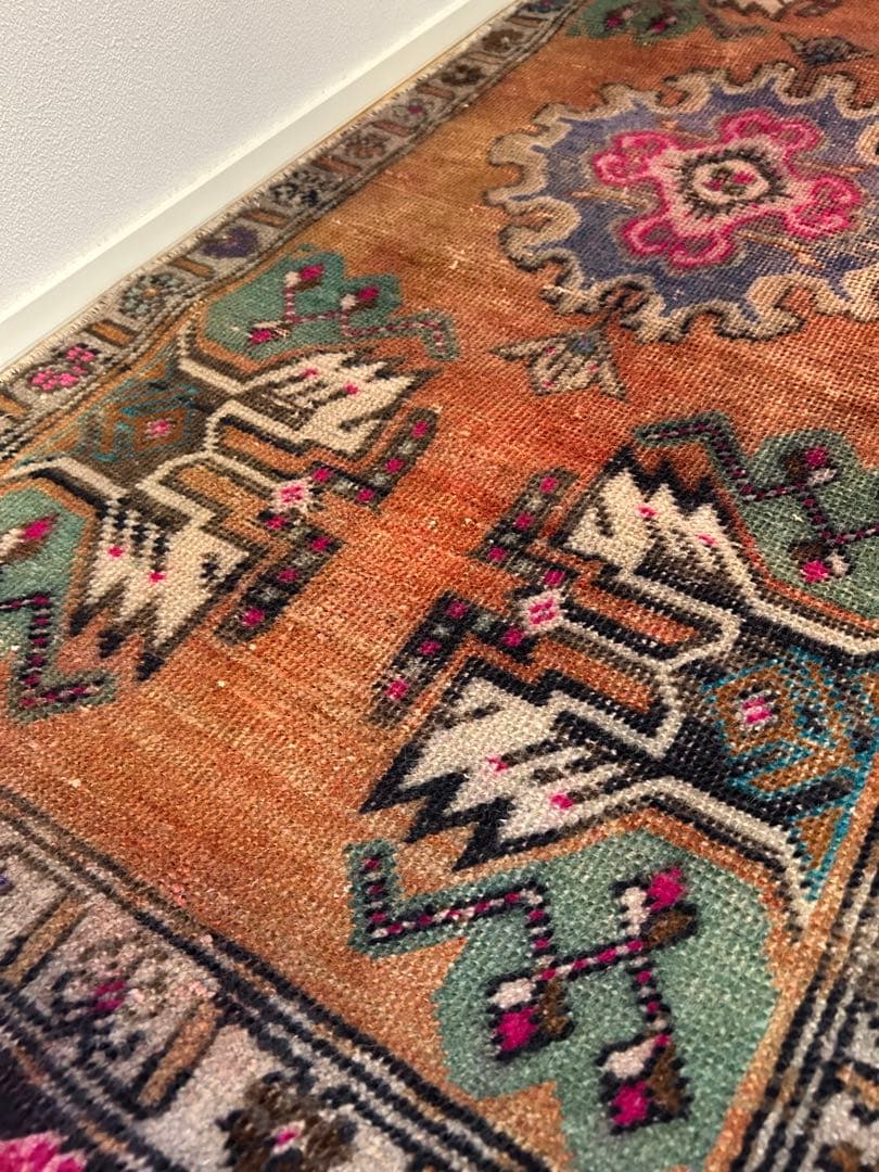 トライバルラグ・トルコヴィンテージラグ・ウール約52×124cm