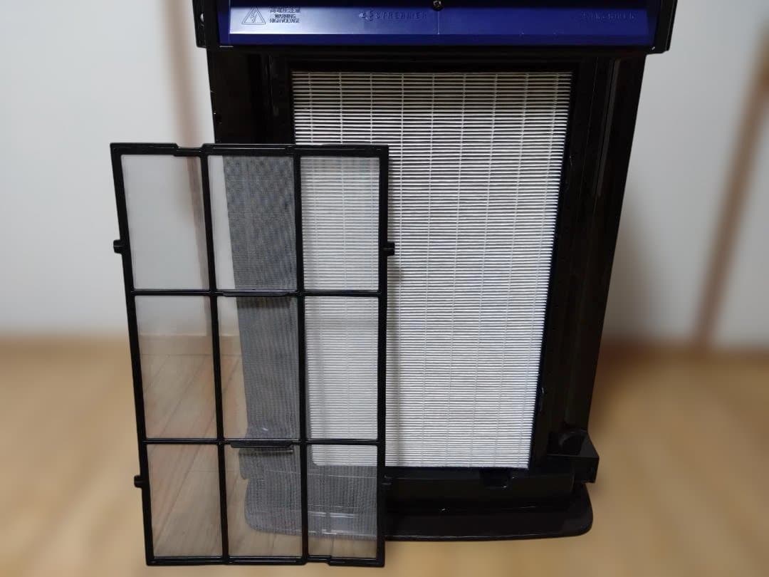 ダイキン製 空気清浄機 MCK70WKS-T