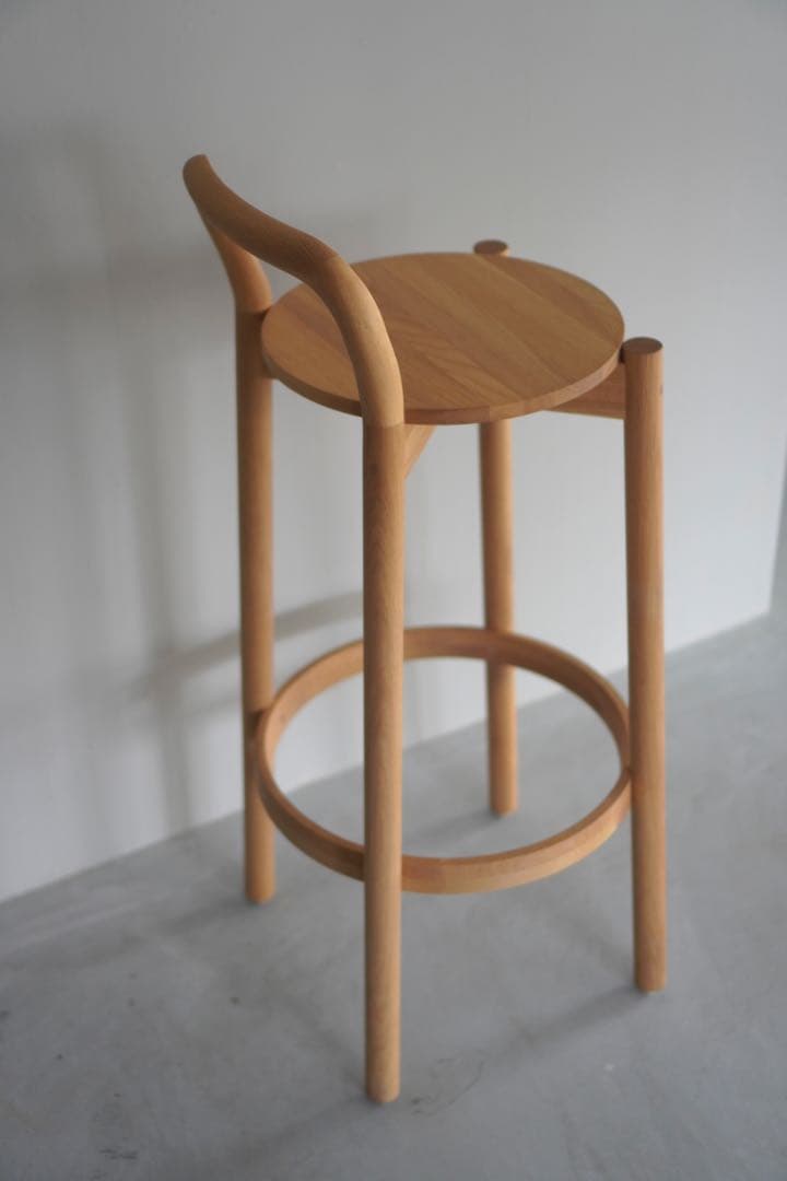 カリモクニュースタンダード/ CASTOR BARSTOOL