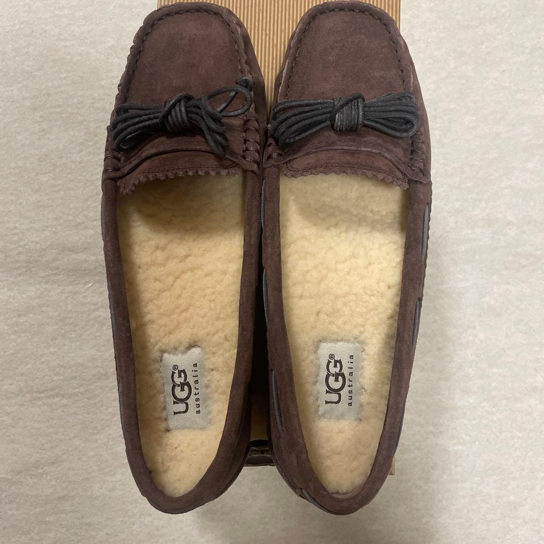 UGG MEENA モカシンシューズ ブラウン