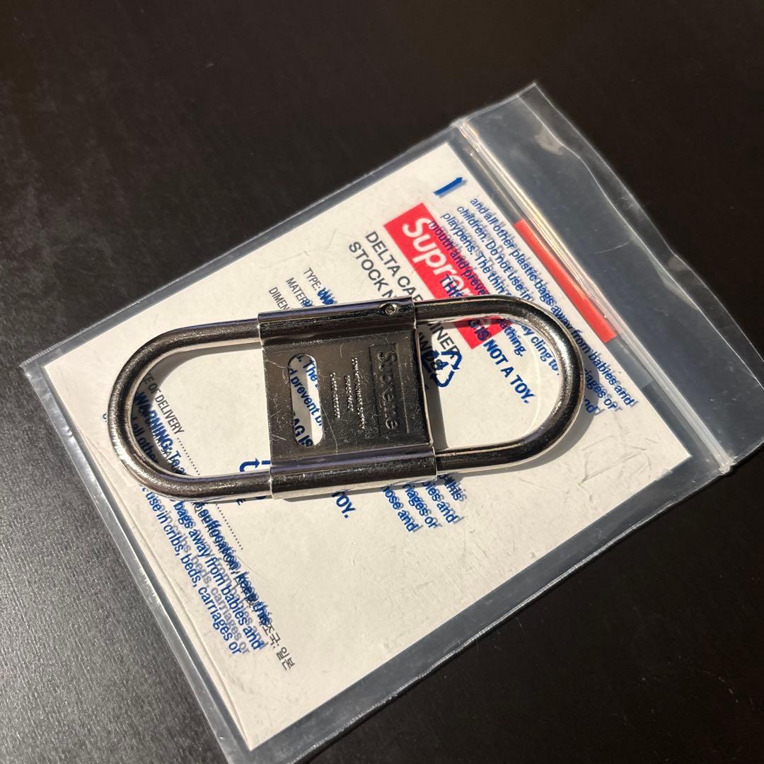 アクセサリー Supreme / CDW Delta Carabiner \"Silver\"