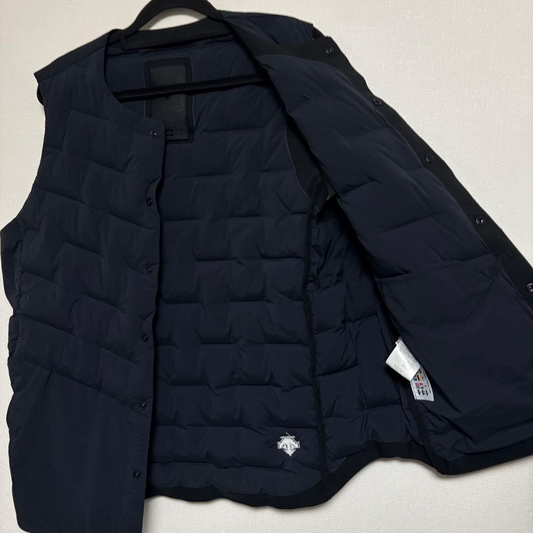 【極美品】デサントオルテライン ダウンベスト ダークネイビー Ｌ