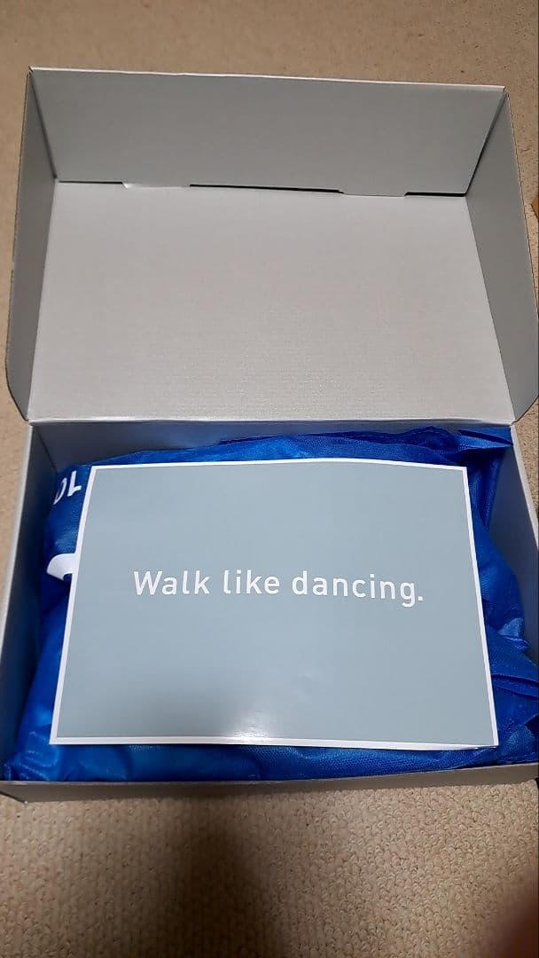 お*き様 SANGACIOにゅ　スニーカー　記念モデルグレー [２８cm]