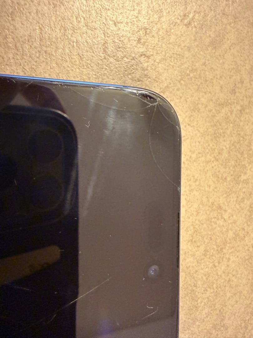 【傷あり】Apple iPhone 15 Pro Max