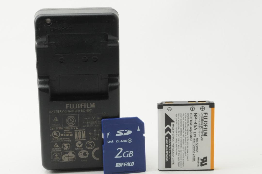 FUJIFILM 富士フイルム FinePix Z1100EXR ホワイト