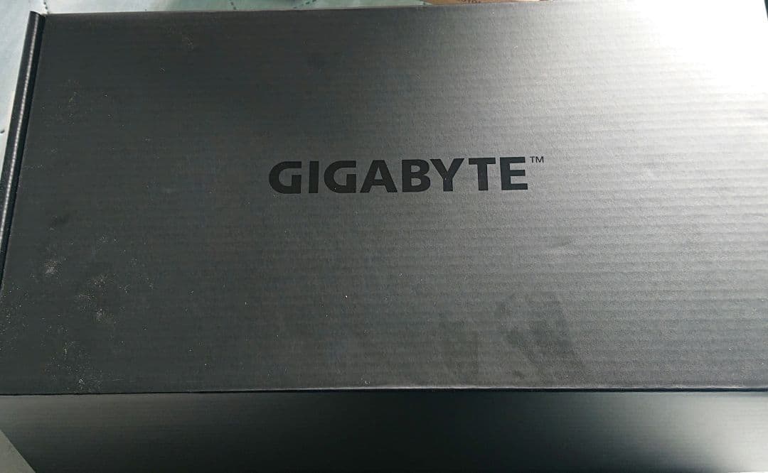 AERO GEFORCE RTX4060ti 8GBオマケ付き。